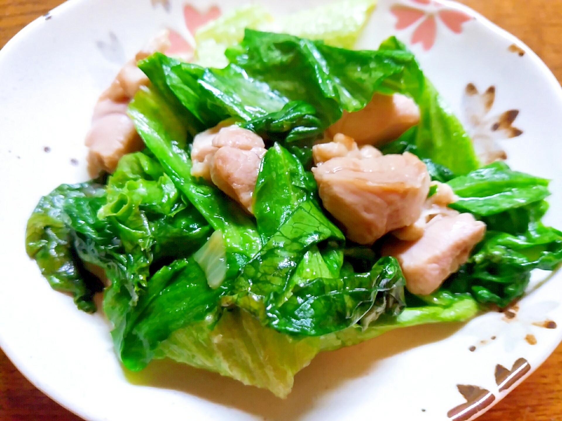 お弁当に レタスと鶏肉のコンソメ炒め レシピ 作り方 By のん786 楽天レシピ お弁当に レタスと鶏肉のコンソメ炒め レシピ 作り方 By のん786 楽天レシピ