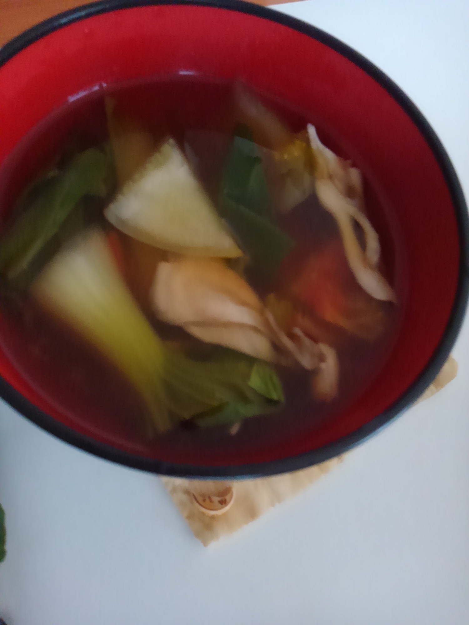 チンゲン菜とトマトのスープ