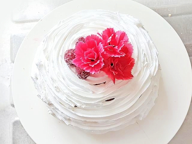 冷凍ラズベリーで！母の日のドームケーキ♪