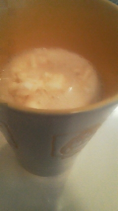 ウインナーコーヒーにしました♪凍らした生クリームって、さくさくなんですね！かちかちになると思っていたので、驚きです。