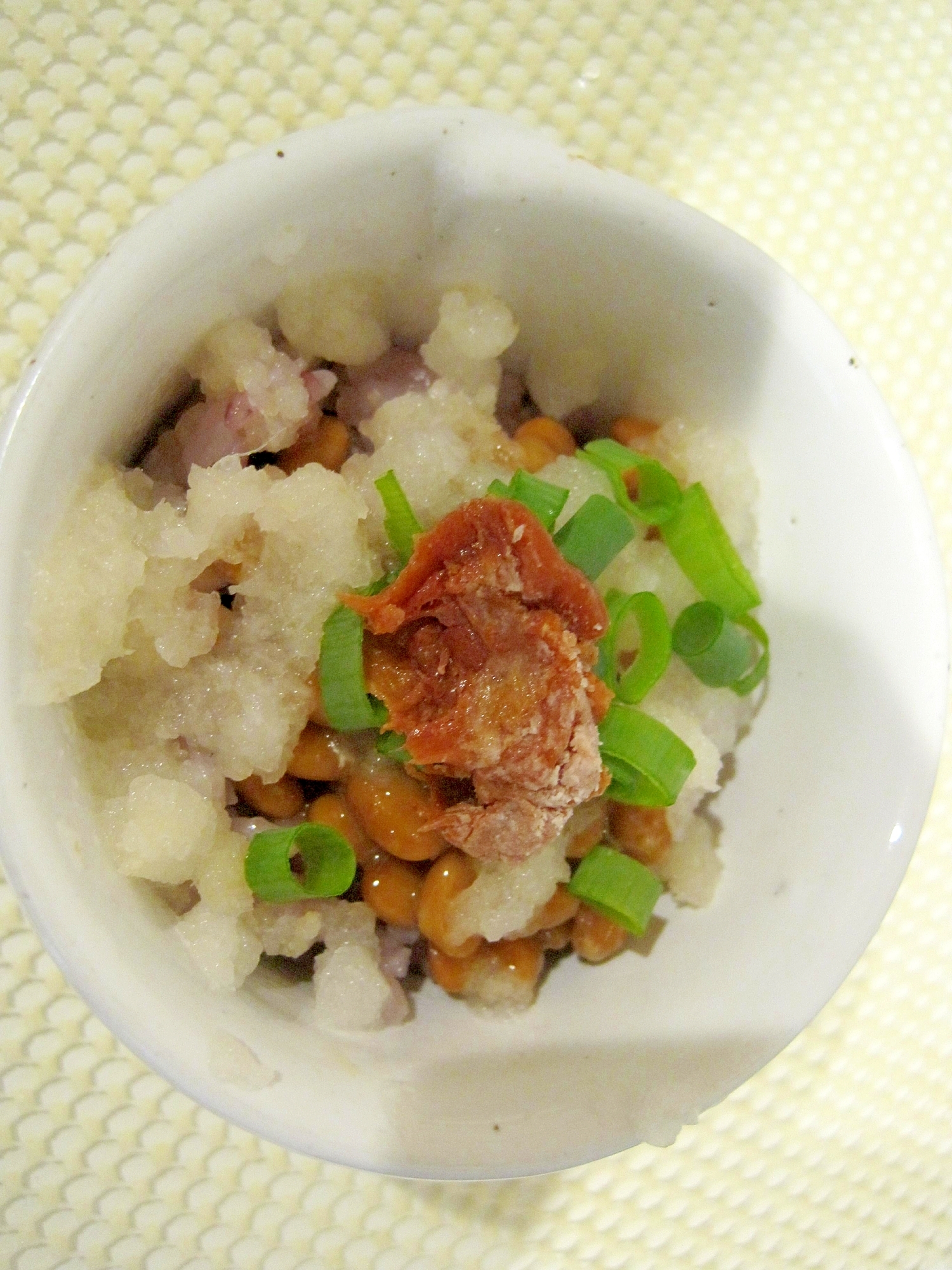 納豆梅おろし丼