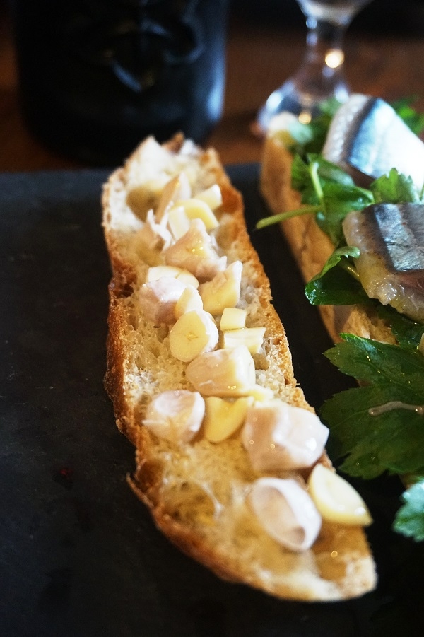 旬の生落花生を使って 落花生と蜂蜜のタルティーヌ レシピ 作り方 By 酔いどれんぬ 楽天レシピ