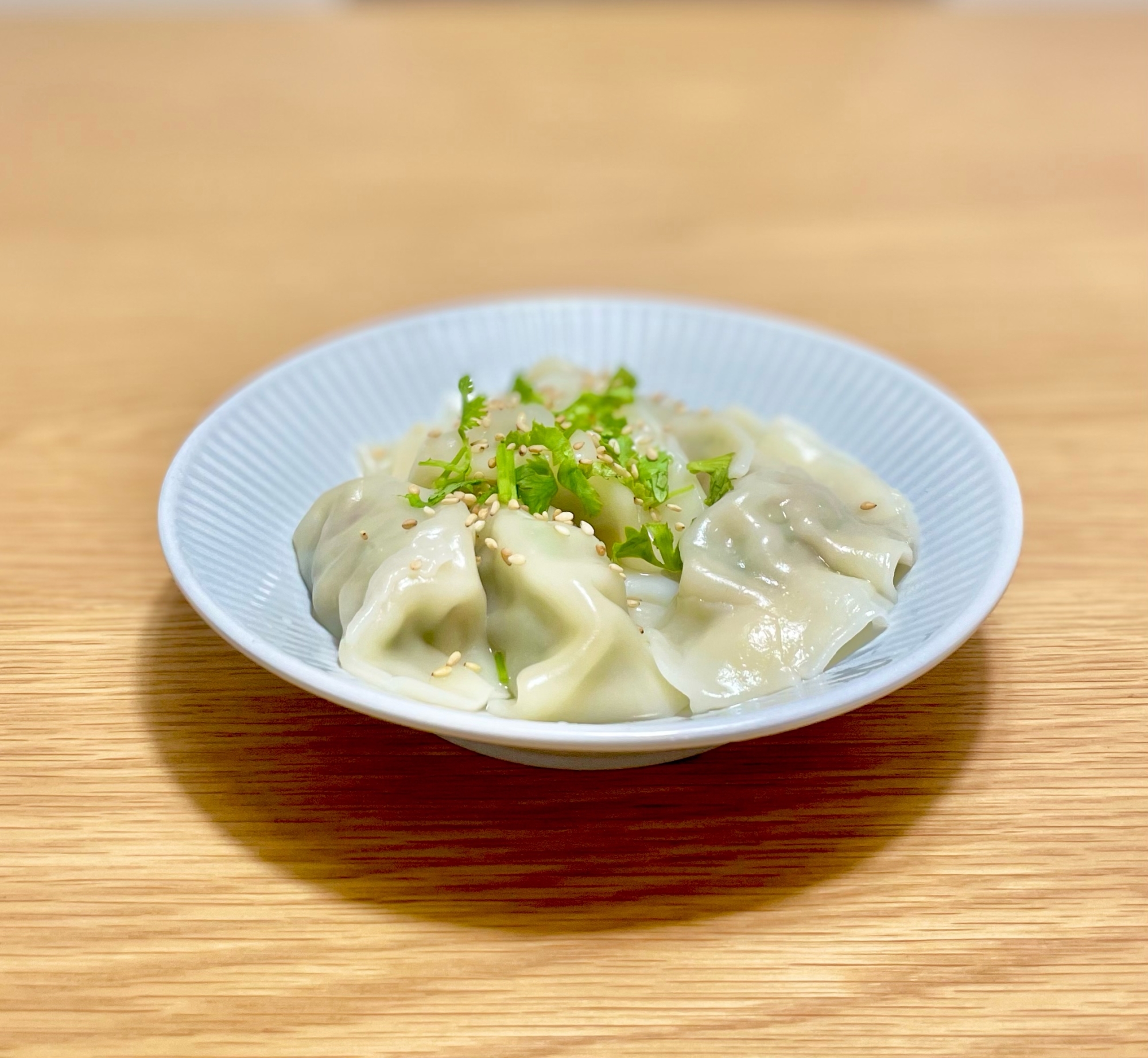 香菜とザーサイの水餃子