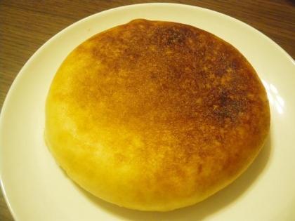 炊飯器で2回炊飯して作ってみました。
旦那もチーズケーキみたい、と驚いていました。