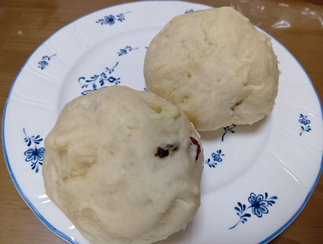 捏ねないレーズンパン