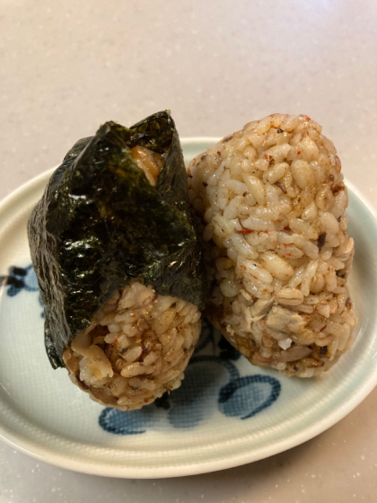 炊飯器で(^^)サバ缶とトマトの炊き込みご飯♪