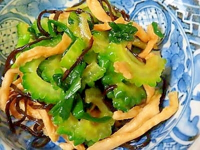 茹でゴーヤと切り干し大根とニラの塩昆布和え