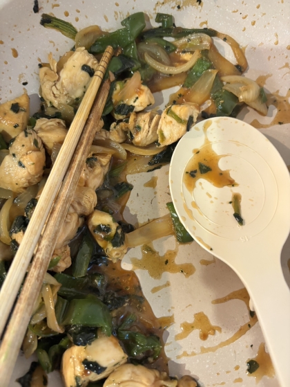 鶏肉とほうれん草と舞茸のコンソメ醤油炒め^_^