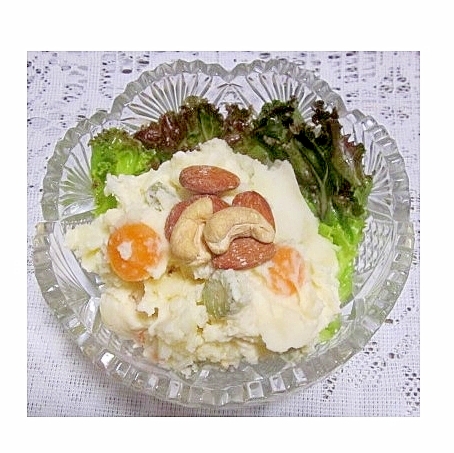 ポテトサラダ（にんじん・カシューナッツetc..）
