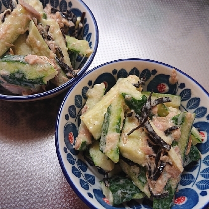 叩き胡瓜のツナマヨサラダ(ごま油&塩昆布)