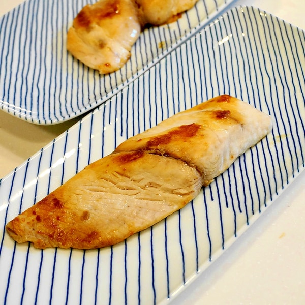 塩味だけだからこそ上品な一品 シイラの塩焼き レシピ 作り方 By Oppeke22 楽天レシピ 塩味だけだからこそ上品な一品 シイラの塩焼き レシピ 作り方 By Oppeke22 楽天レシピ