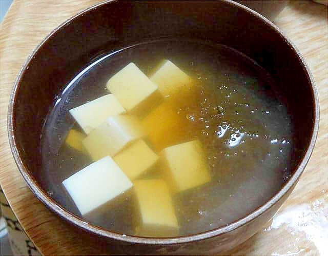 とろろ昆布と豆腐のやさしいお吸い物 レシピ 作り方 By デラみーやん 楽天レシピ とろろ昆布と豆腐のやさしいお吸い物 レシピ 作り方 By デラみーやん 楽天レシピ