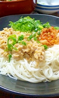 夏だ☆キムチ納豆そうめん