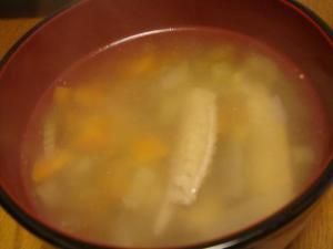 生姜とセロリの香味スープ