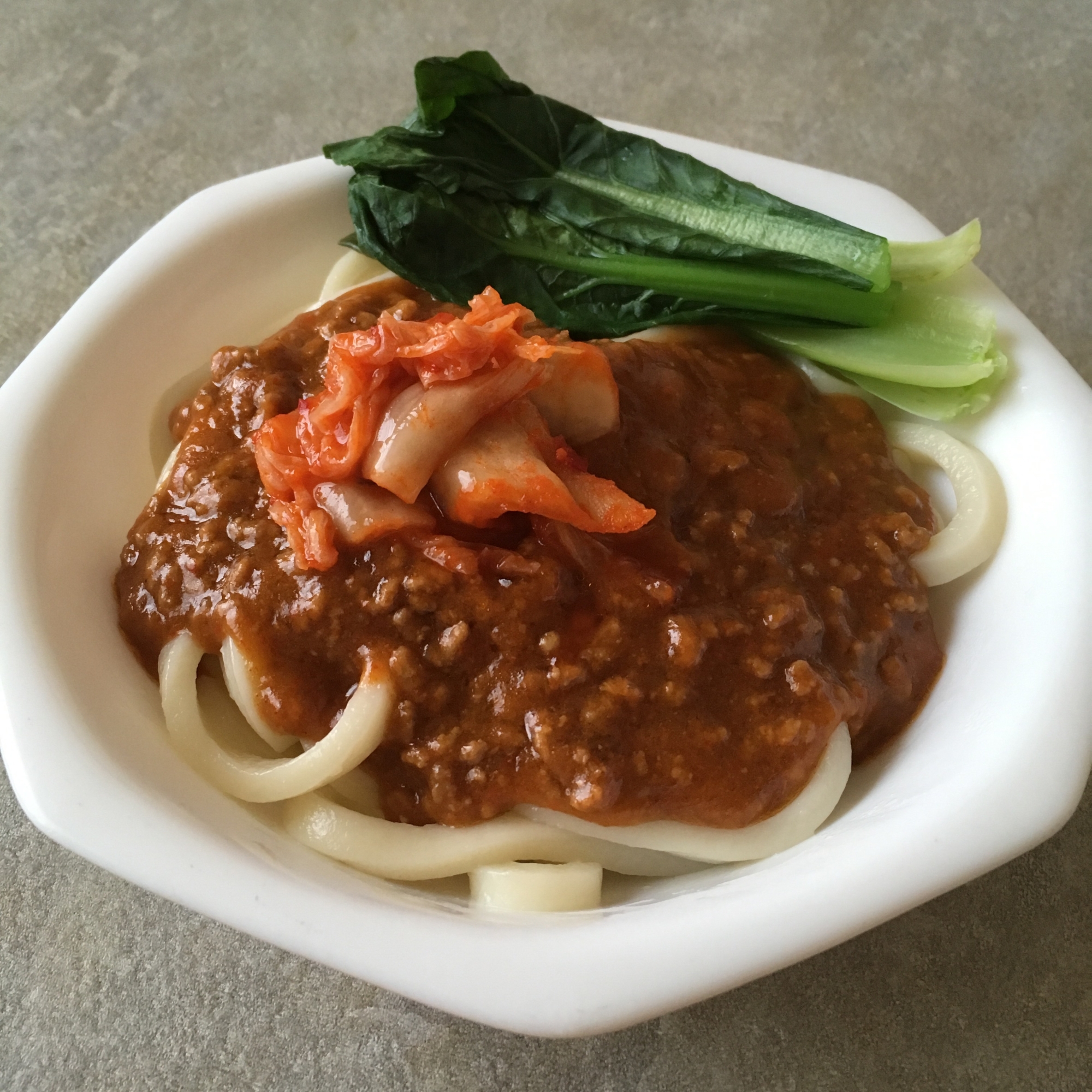 小松菜とひき肉のキムチうどん♪