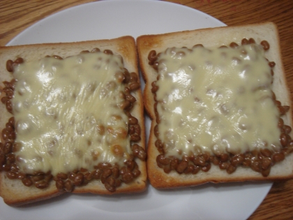 おはようございます。^^
長男が２枚食べて登校していきました。
がっつり食べて、勉強も頑張って欲しいです～。
ご馳走様！