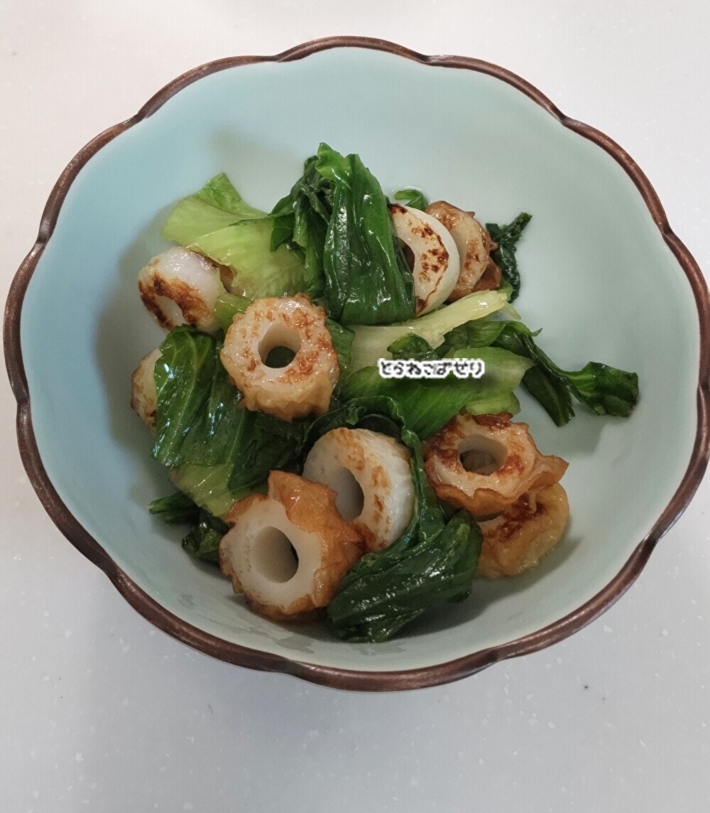 レタスとちくわの炒め物