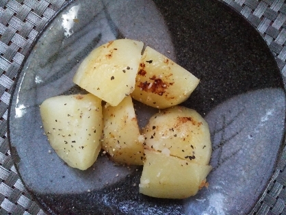 朝食に食べました♪
昨日じゃが芋蒸したので
簡単に出来てパンとも
合いますね(@_@)
美味しかったです❤️