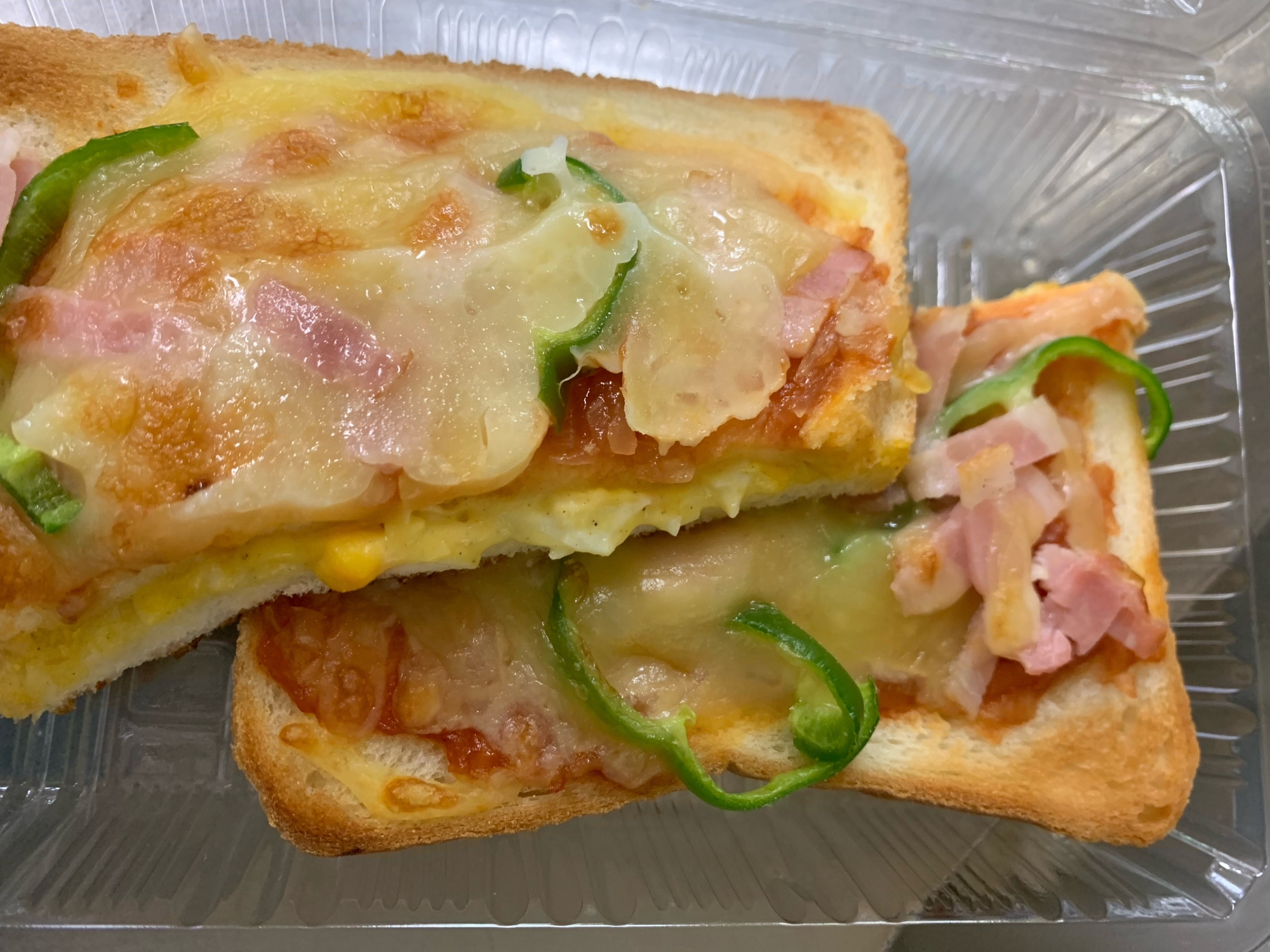 コメダ風たまごピザトースト