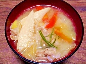 毎日のお味噌汁197杯目 豚肉と筍 キャベツ レシピ 作り方 By ブルーボリジ 楽天レシピ 毎日のお味噌汁197杯目 豚肉と筍 キャベツ レシピ 作り方 By ブルーボリジ 楽天レシピ