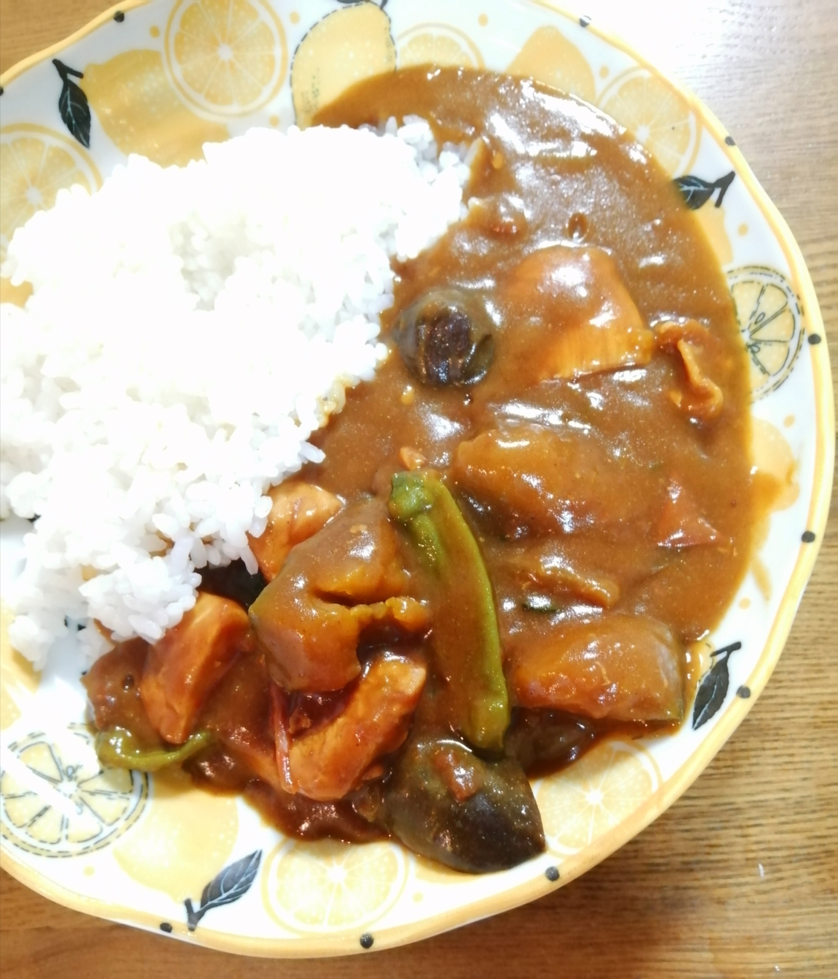 さわやかな辛さ★たっぷり夏野菜カレー