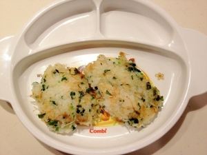 手づかみ食べに!ほうれん草とシラスとチーズのお焼き