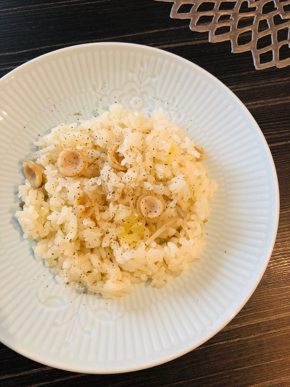 ウインナーと新ごぼうのピラフ風☆炊き込みご飯