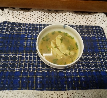 夕食に❢キムチーズdeにらスープ
