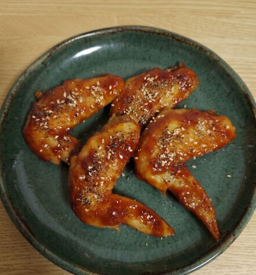 やみつきになる【手羽先の甘辛焼き】