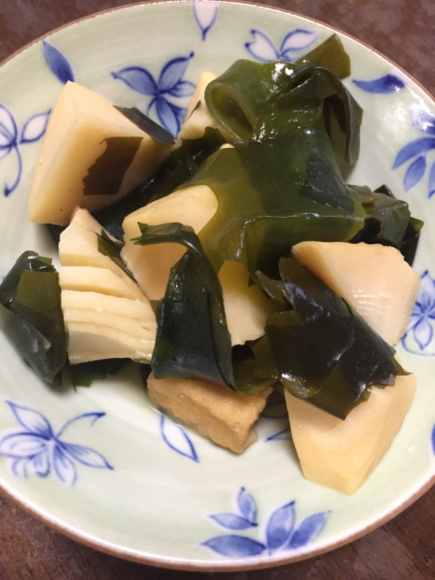 たけのことわかめの煮物