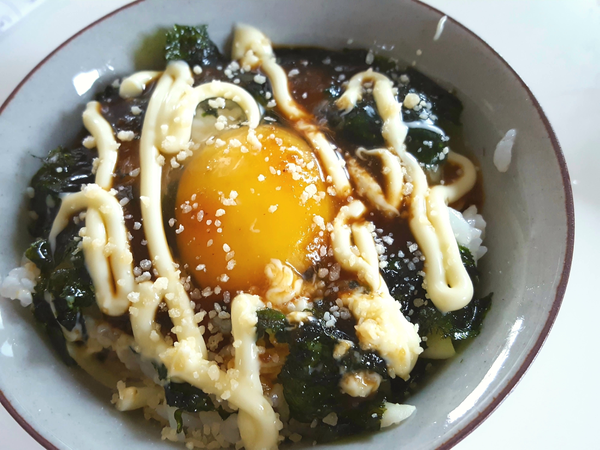 焼き肉のタレで韓国風卵かけご飯