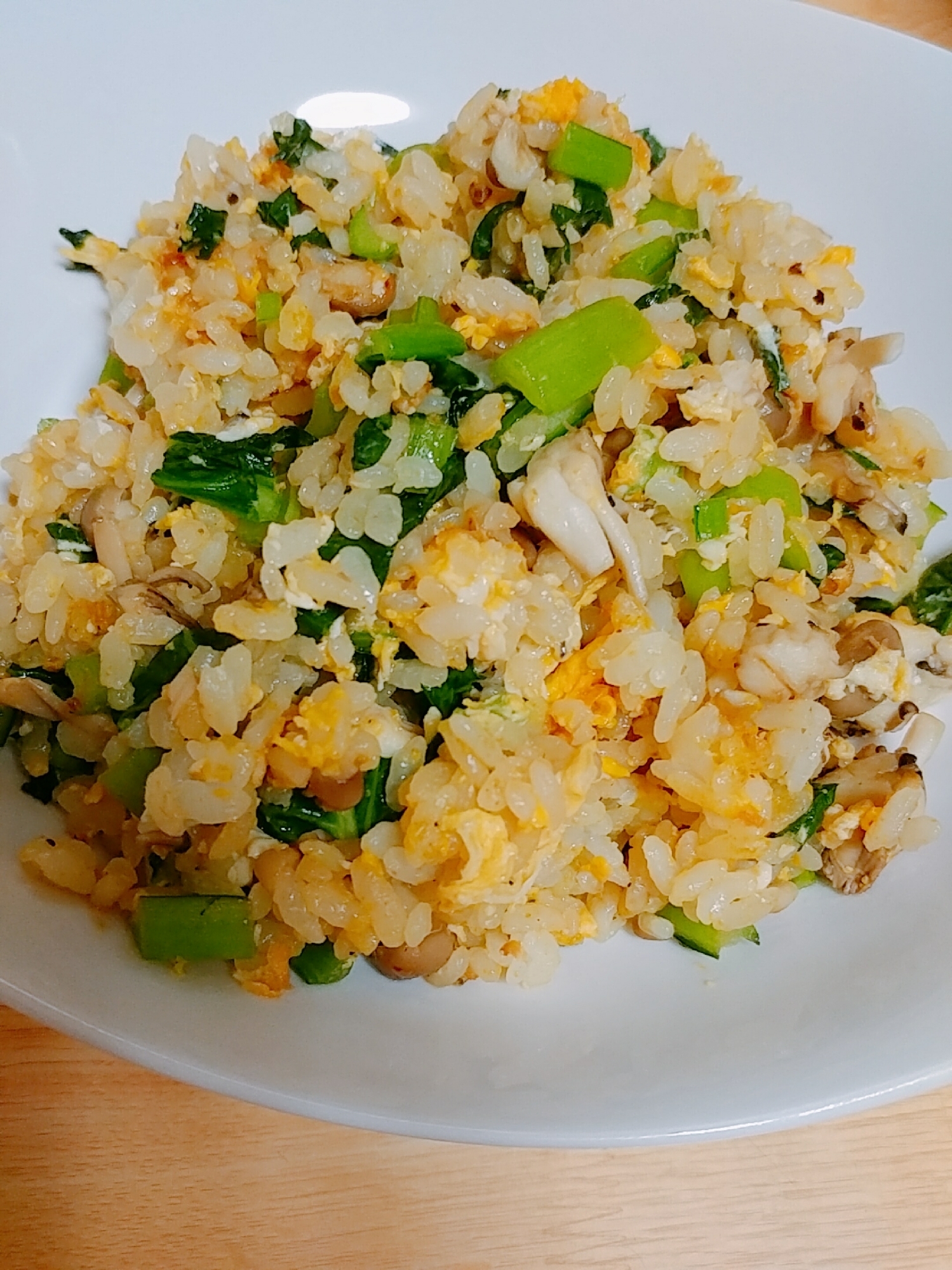 小松菜としめじのカレー炒飯