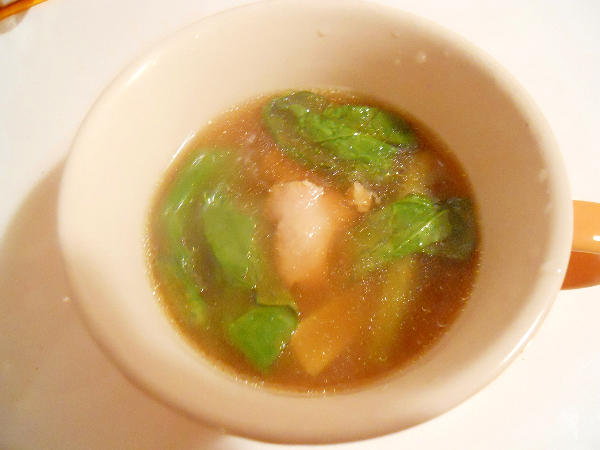 エコ☆セコ　味噌汁と鶏皮で簡単に味噌スープ