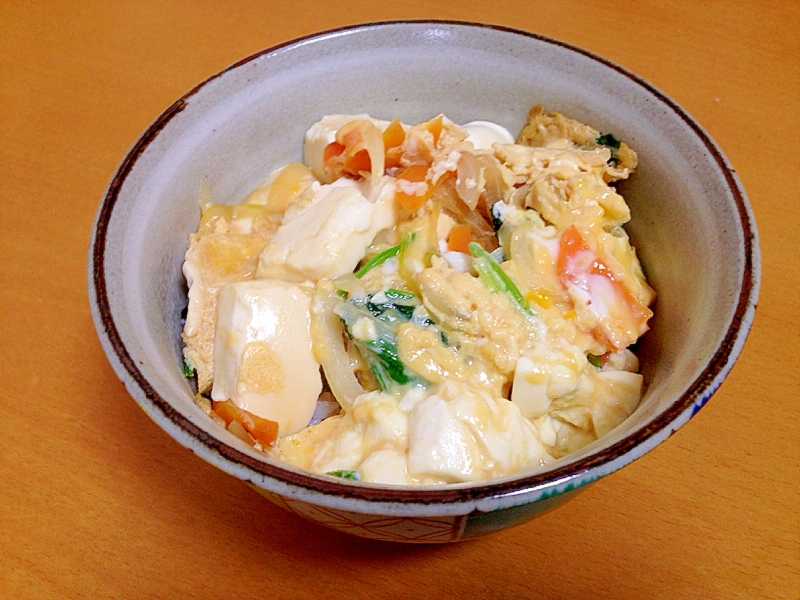 絹豆腐の卵とじ丼(￣^￣)ゞ