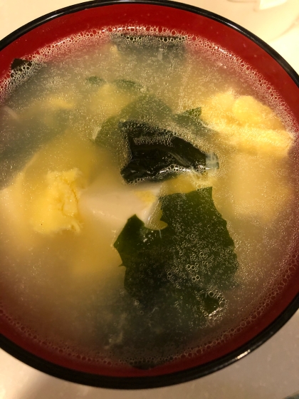 簡単！豆腐とワカメ卵スープ