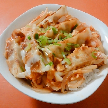 YAMAT☆さん 毎日暑いですね！初めて食べるケチャップ味の餃子が、とっても美味しくて、私の周りに新鮮な風が吹いています☆素敵なレシピ感謝ですo(^o^)o