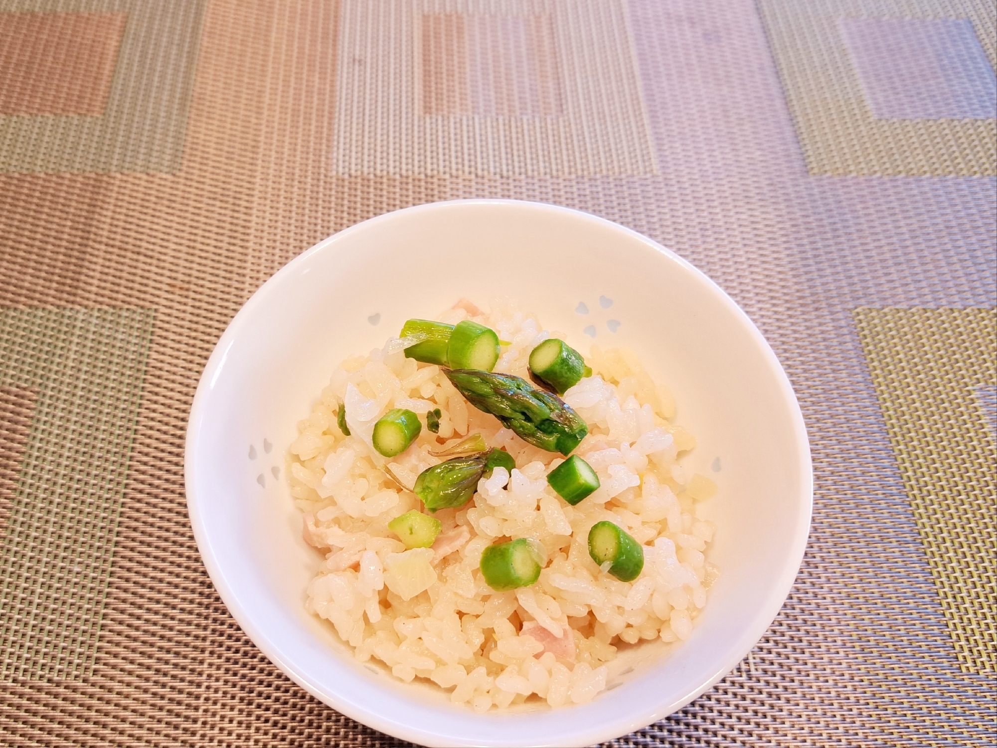 アスパラとベーコンの バター風味 炊き込みご飯