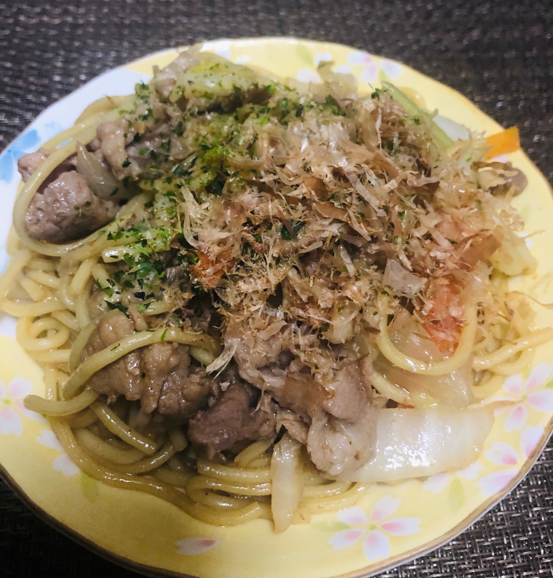 カサ増し素材♪白菜たっぷり焼きそば