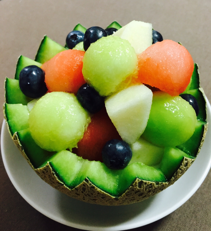 メロンの器でパンナコッタ フルーツ盛り パーティー レシピ 作り方 By Cinabre 楽天レシピ