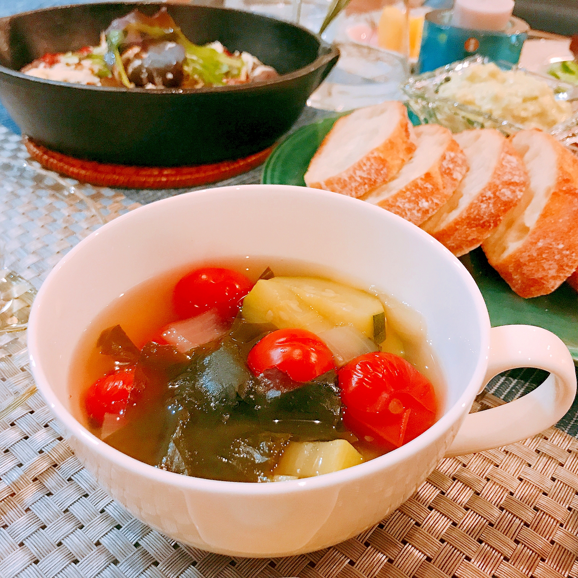 ズッキーニとミニトマトのスープ☆