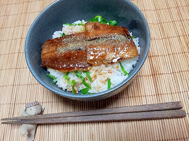 簡単、残ったすき焼きのたれでさんまのかば焼き