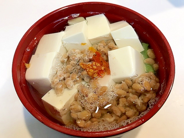 パワーアップにどうぞ☆豆腐と納豆の簡単ピリ辛スープ