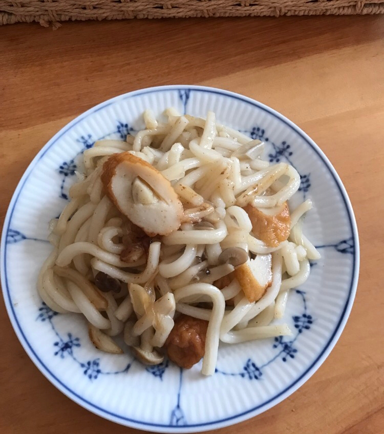 ゴボウ天としめじの焼きうどん