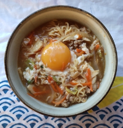 おはようございます！サッポロ一番味噌ラーメンにたまごを！とってもおいしかったです♪ごちそうさまでした(*^_^*)