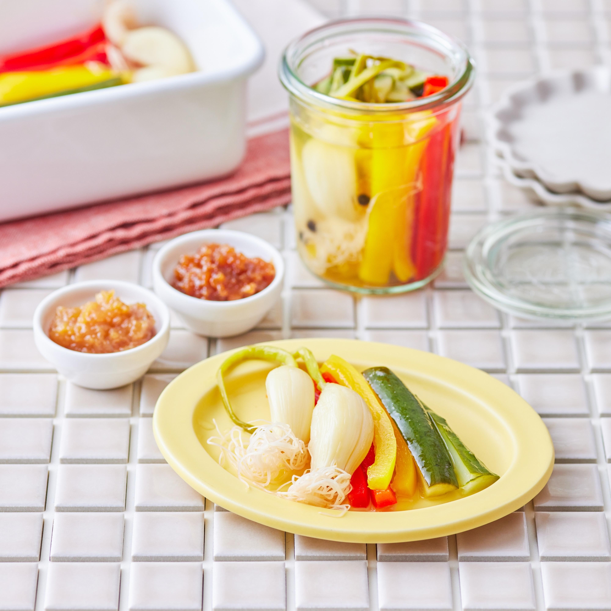 つまみにんにくと野菜のピクルス