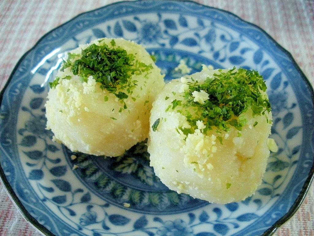 じゃがボールの粉チーズ青のりまぶし