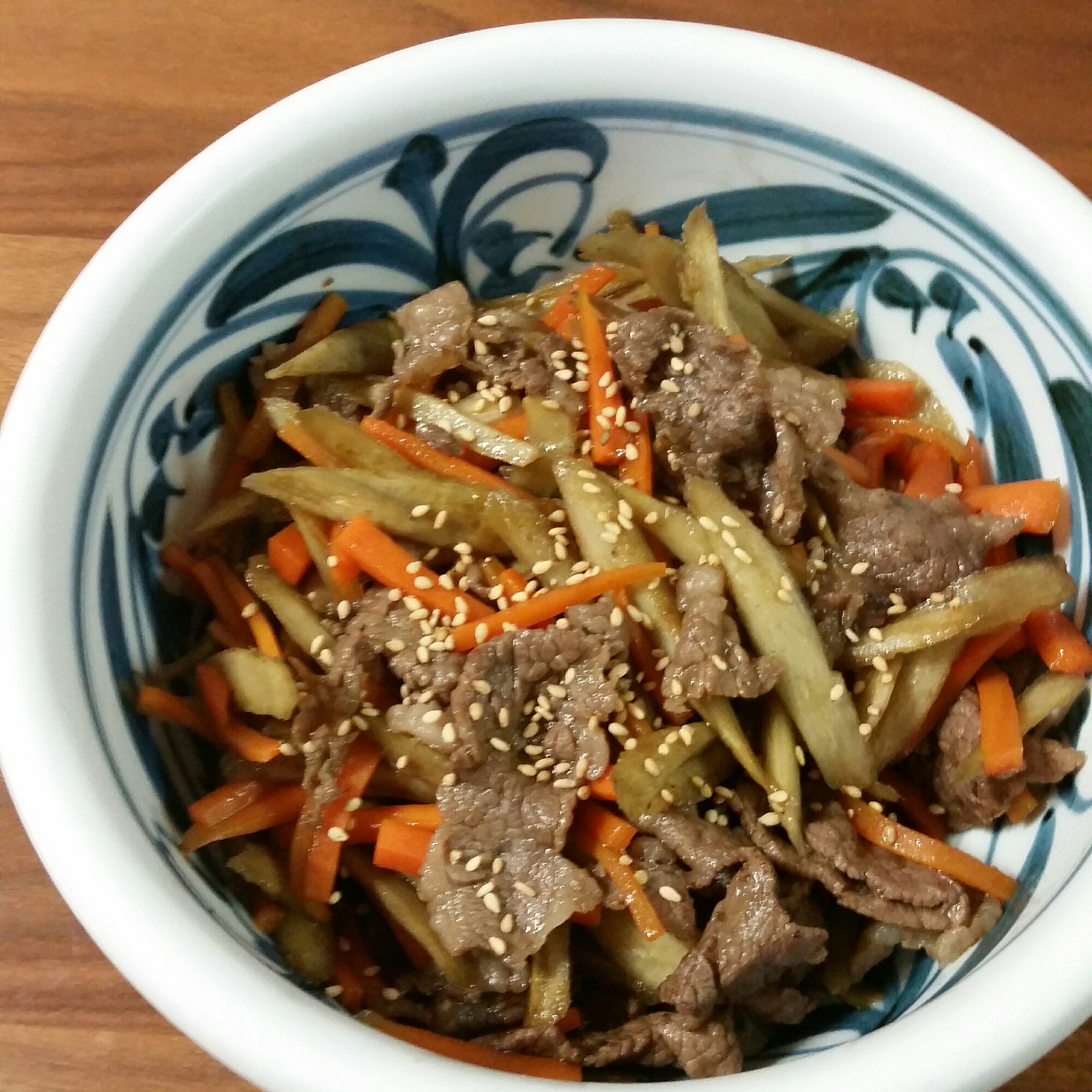 お肉柔らか 牛肉入りきんぴらごぼう レシピ 作り方 By ポーティー 楽天レシピ