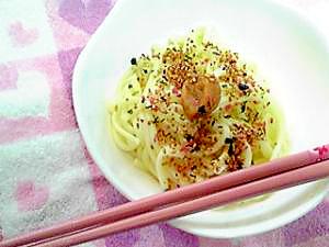 爽やか梅のつるっと冷製うどん