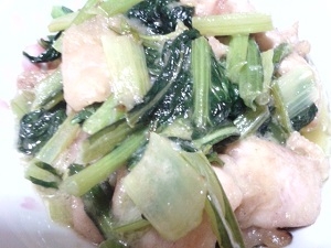 小松菜と鶏むね肉のマヨジンジャー炒め