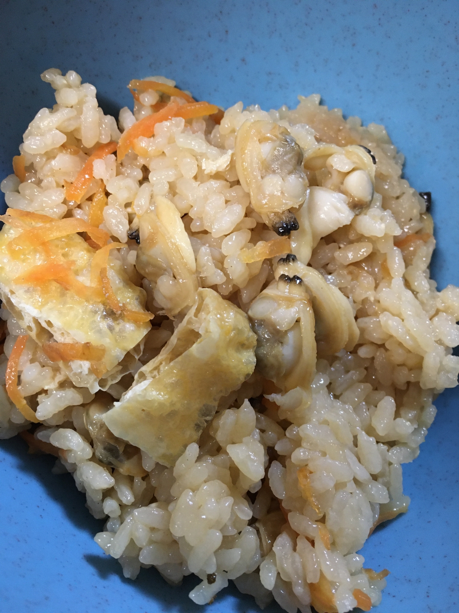 【お鍋で！】あさりと油揚げの炊き込みご飯